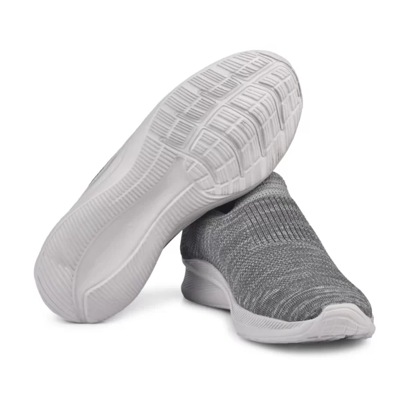 Fuel Men Grey Running Shoes
